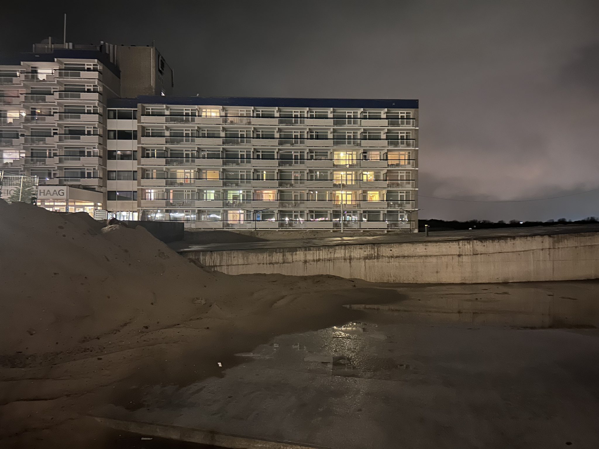 Een sigaretje op het balkon